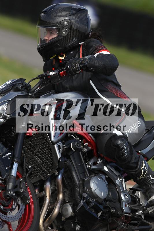 /Archiv-2025/10 23.04.2025 Cornu Master School ADR/gruen-vert/6